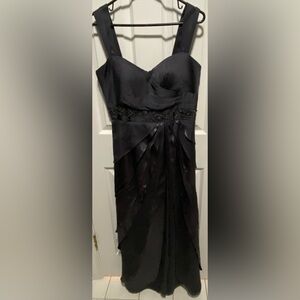 Adrianna Papell Occasions gray sequined women’s cocktail dress sequins size 12